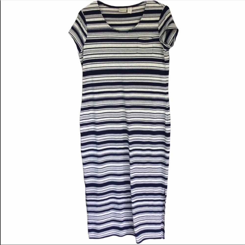 ❌ Chico’s Striped Maxi Dress | Sz 8/10